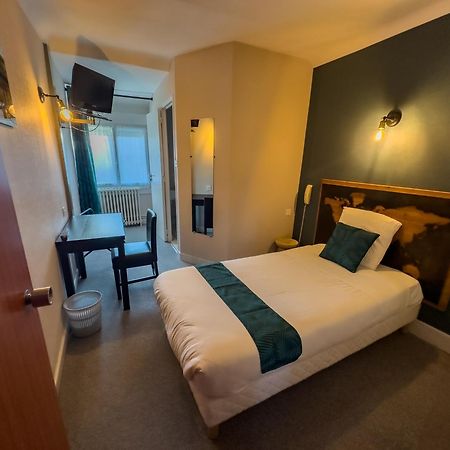 Logis Hotel Restaurant Des Voyageurs Tarnac ภายนอก รูปภาพ