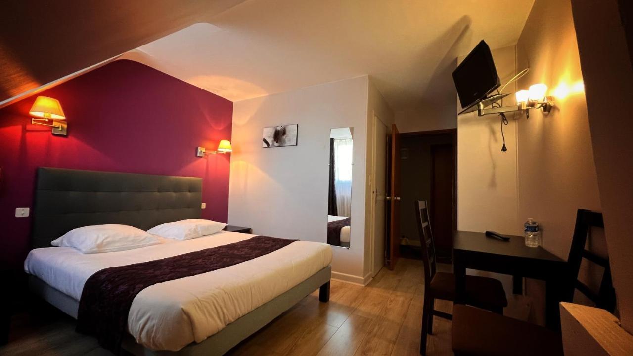 Logis Hotel Restaurant Des Voyageurs Tarnac ภายนอก รูปภาพ