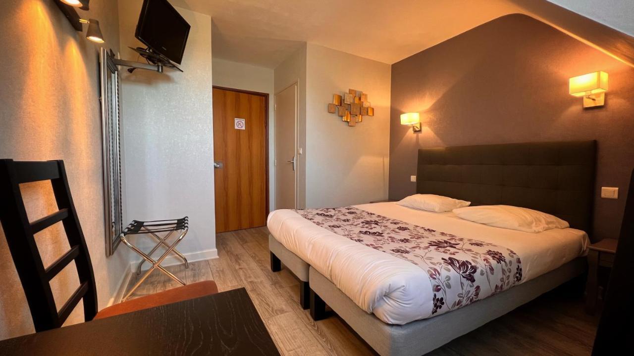 Logis Hotel Restaurant Des Voyageurs Tarnac ภายนอก รูปภาพ
